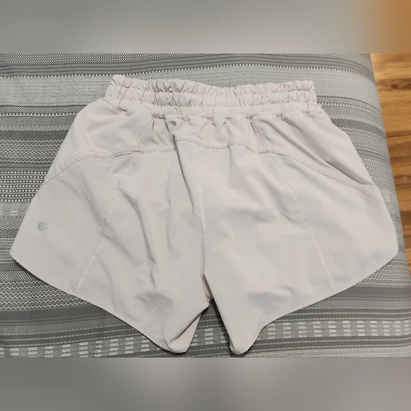 Lululemon Track That Short - Picture 3 of 5